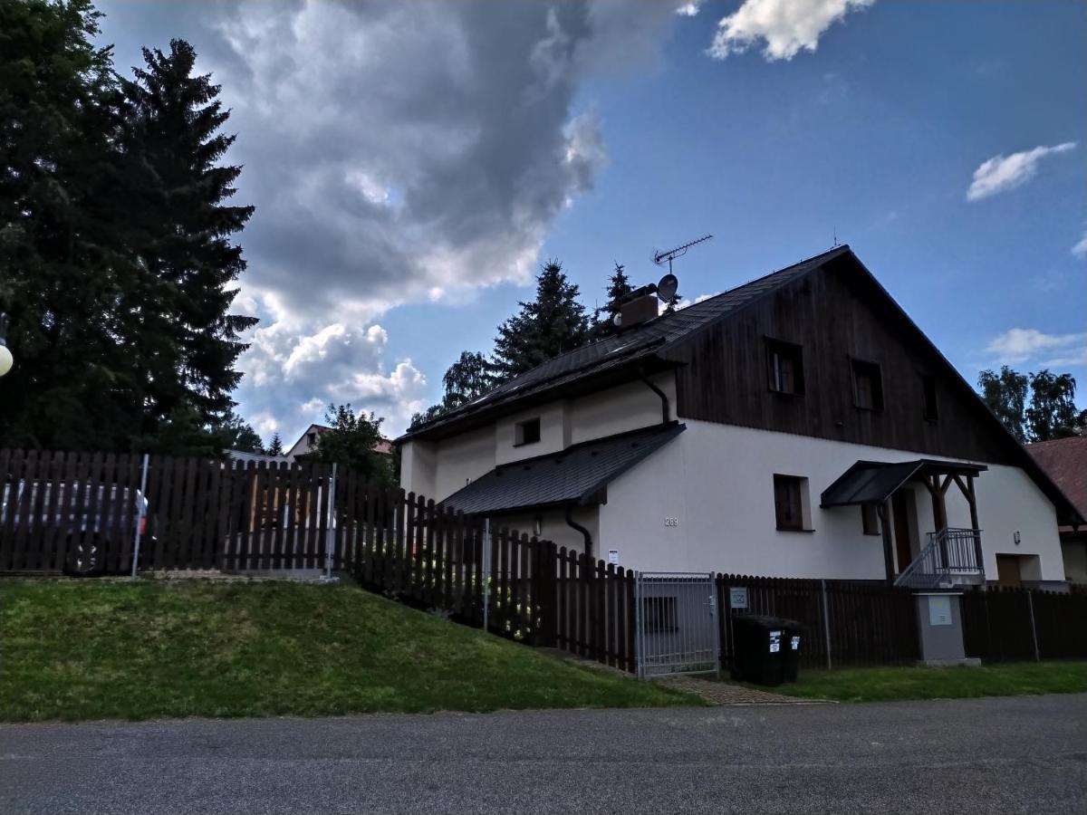 Apartamento Haus Tolstejn Jiřetín pod Jedlovou Exterior foto