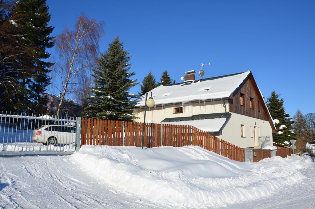 Apartamento Haus Tolstejn Jiřetín pod Jedlovou Exterior foto