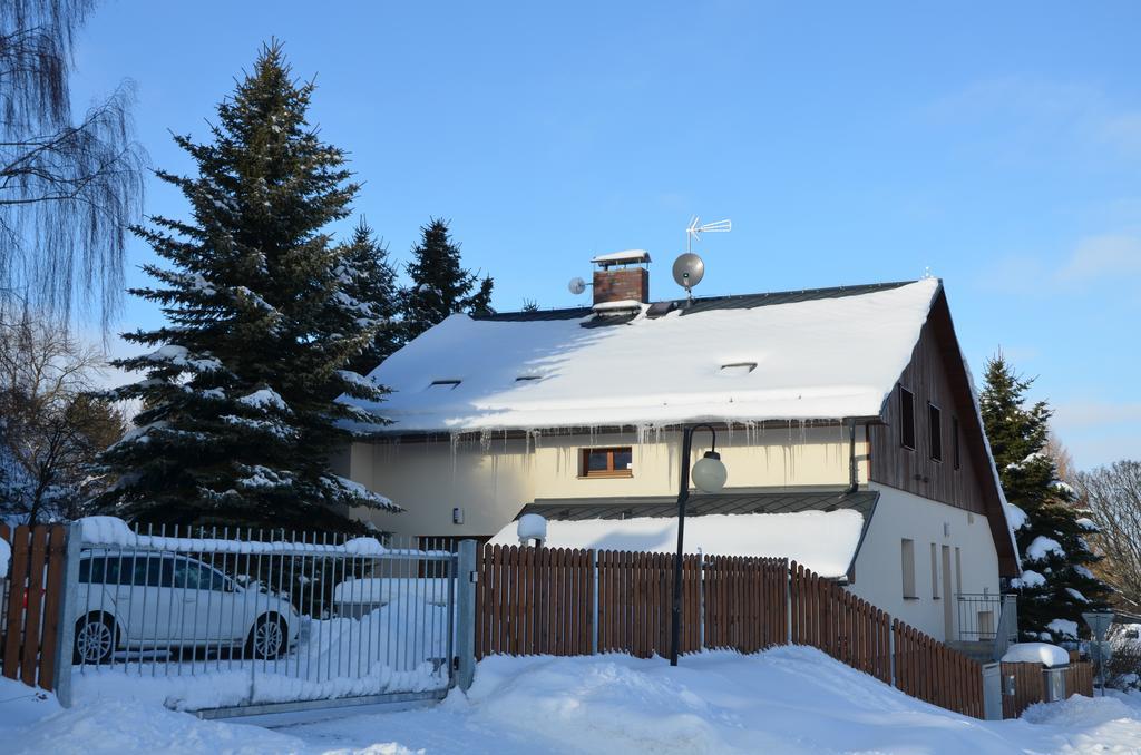 Apartamento Haus Tolstejn Jiřetín pod Jedlovou Exterior foto