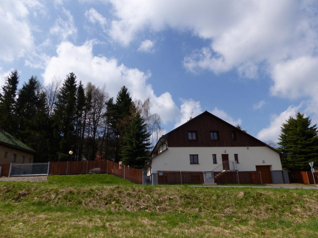 Apartamento Haus Tolstejn Jiřetín pod Jedlovou Exterior foto