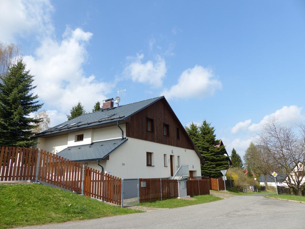 Apartamento Haus Tolstejn Jiřetín pod Jedlovou Exterior foto