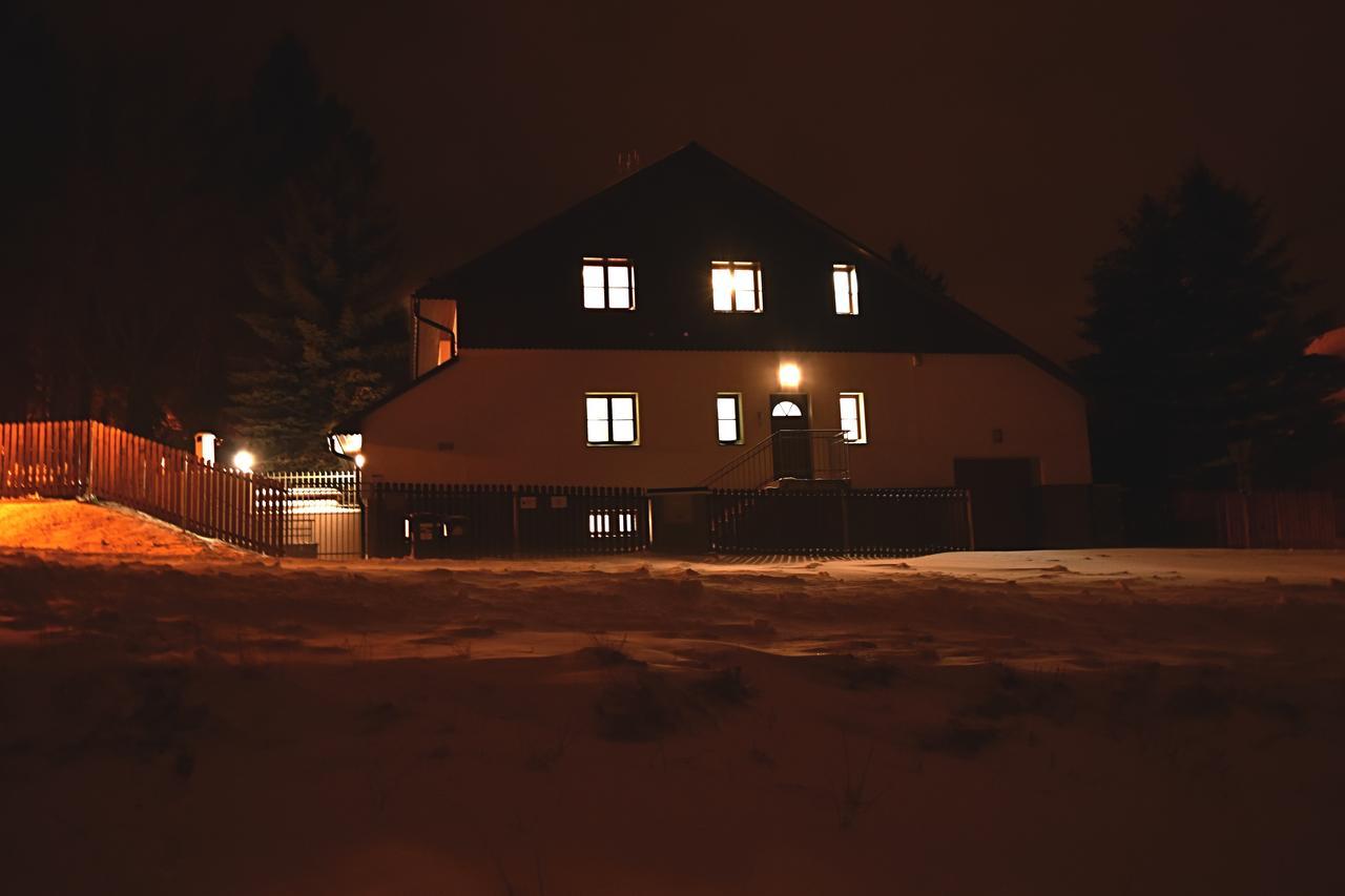 Apartamento Haus Tolstejn Jiřetín pod Jedlovou Exterior foto