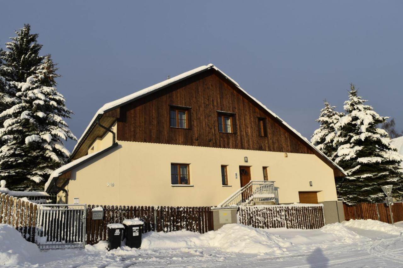 Apartamento Haus Tolstejn Jiřetín pod Jedlovou Exterior foto