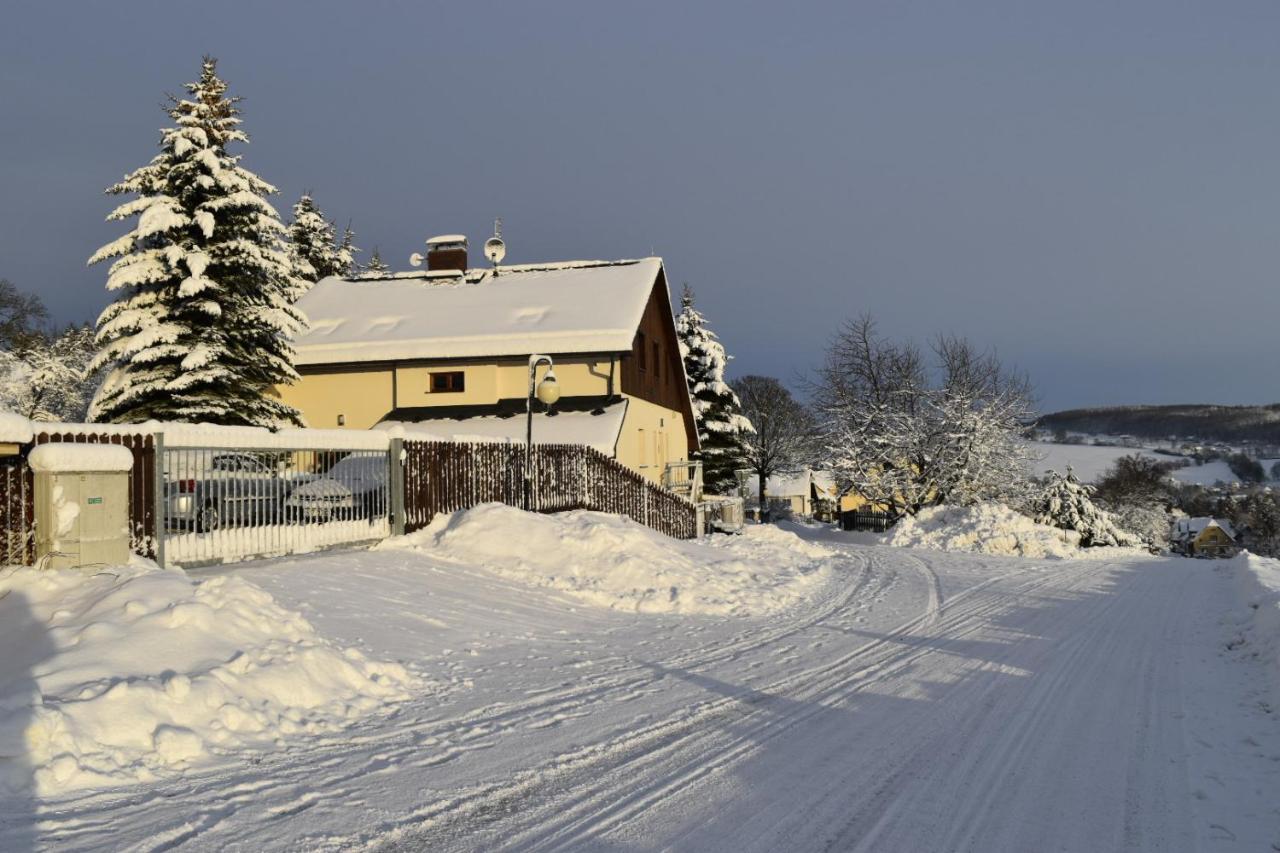 Apartamento Haus Tolstejn Jiřetín pod Jedlovou Exterior foto